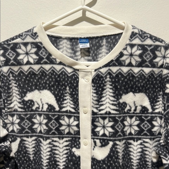 OLD NAVY Fleece Henley Pajama Romper Size Small Tall -- 3.5-inch inseam - Picture 3 of 6